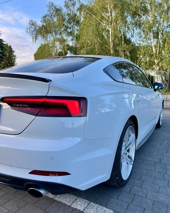 Audi A5 cena 146000 przebieg: 82000, rok produkcji 2018 z Pieniężno małe 529